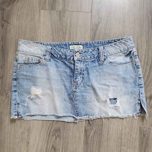y2k Denim Micro Skirt Womens Size 13 Blue Distressed Frayed Hem Jean Y2K TVD - Picture 1 of 7